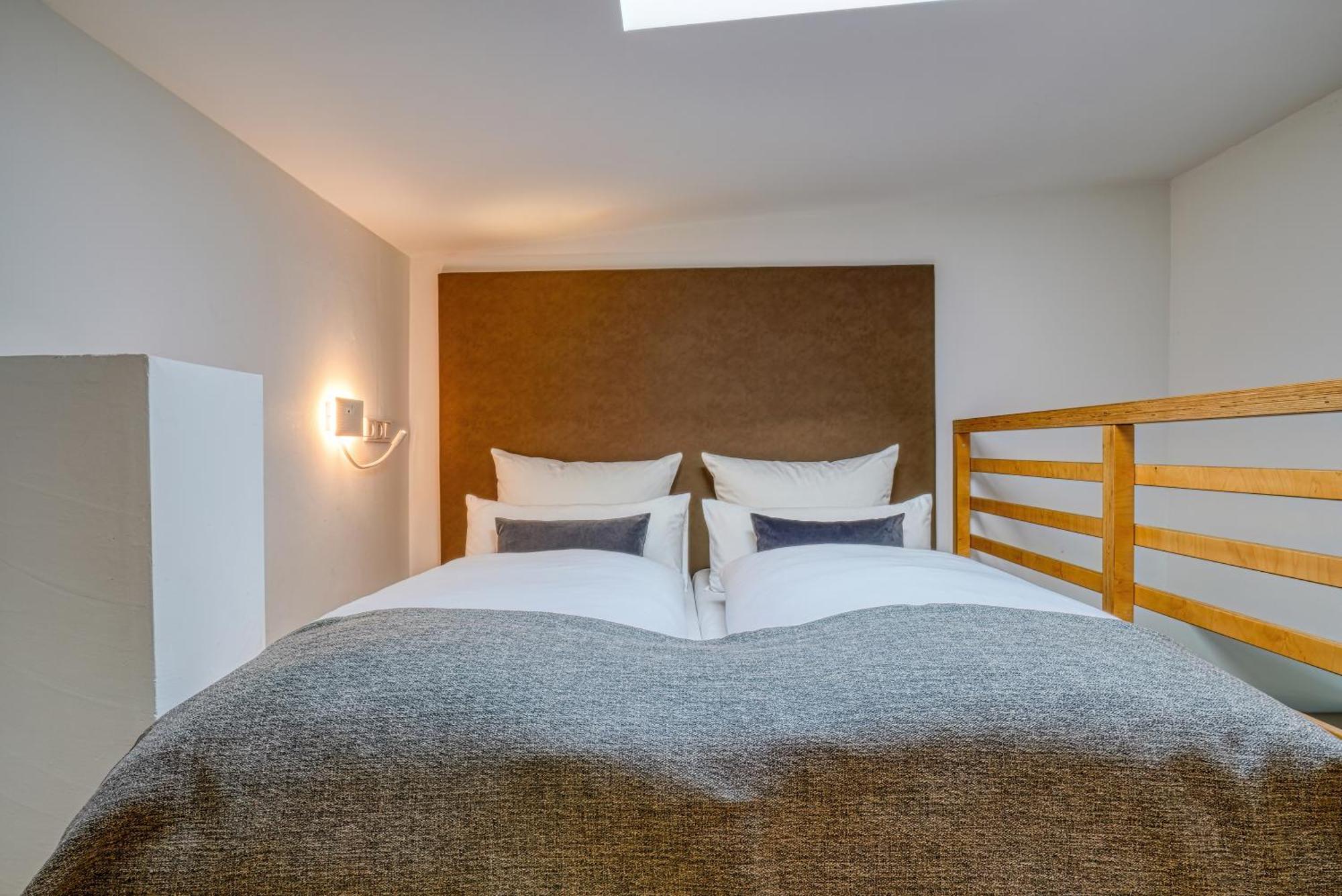 Nicetostay Aparthotel