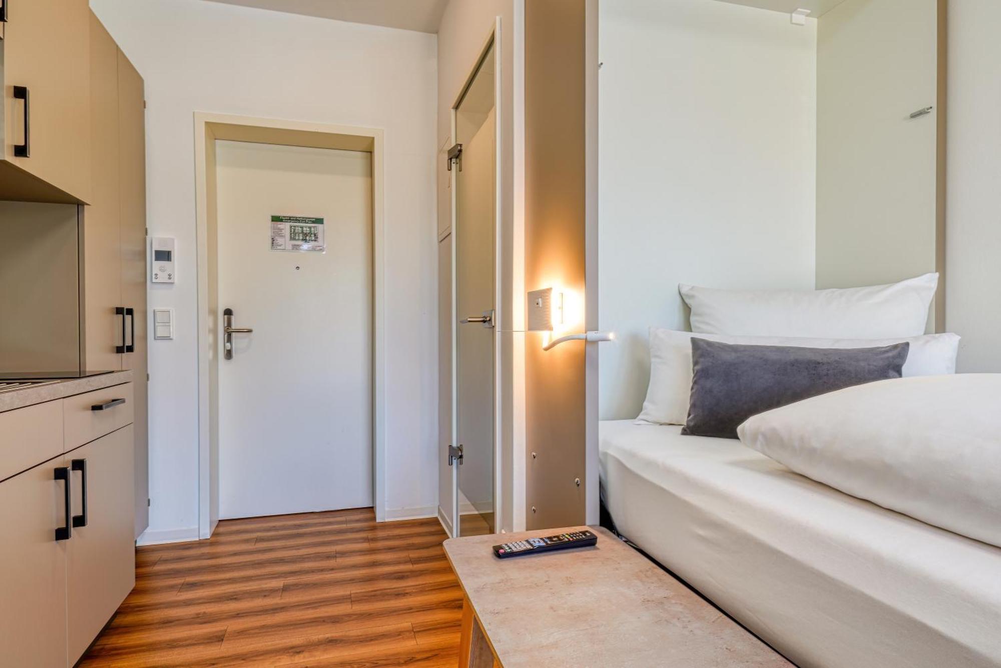 Nicetostay Aparthotel BRE